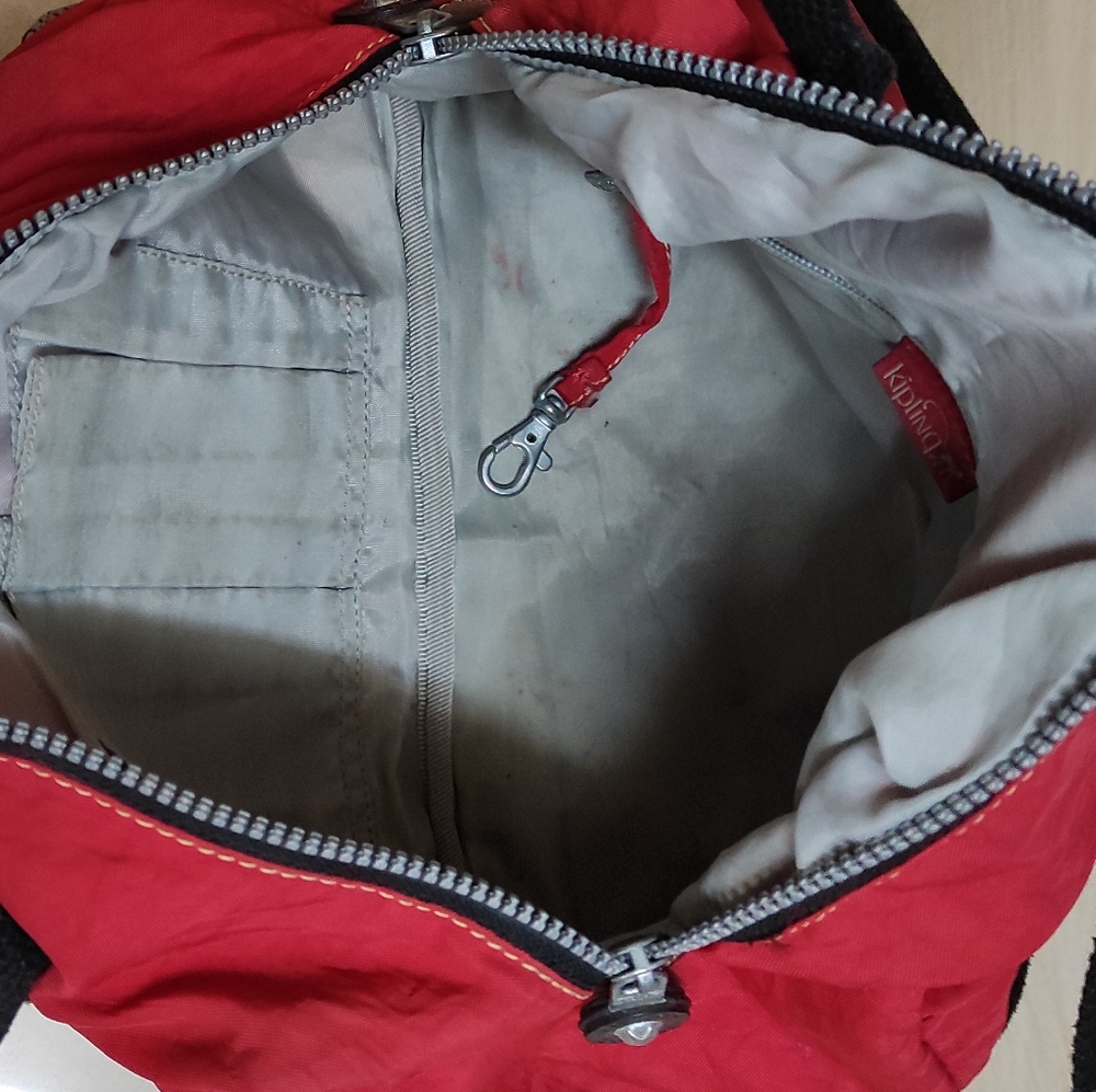 Authentic Red Kipling Two way Bag - Picture 9 of 15
